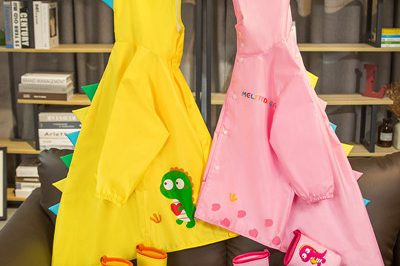 kids raincoat 400